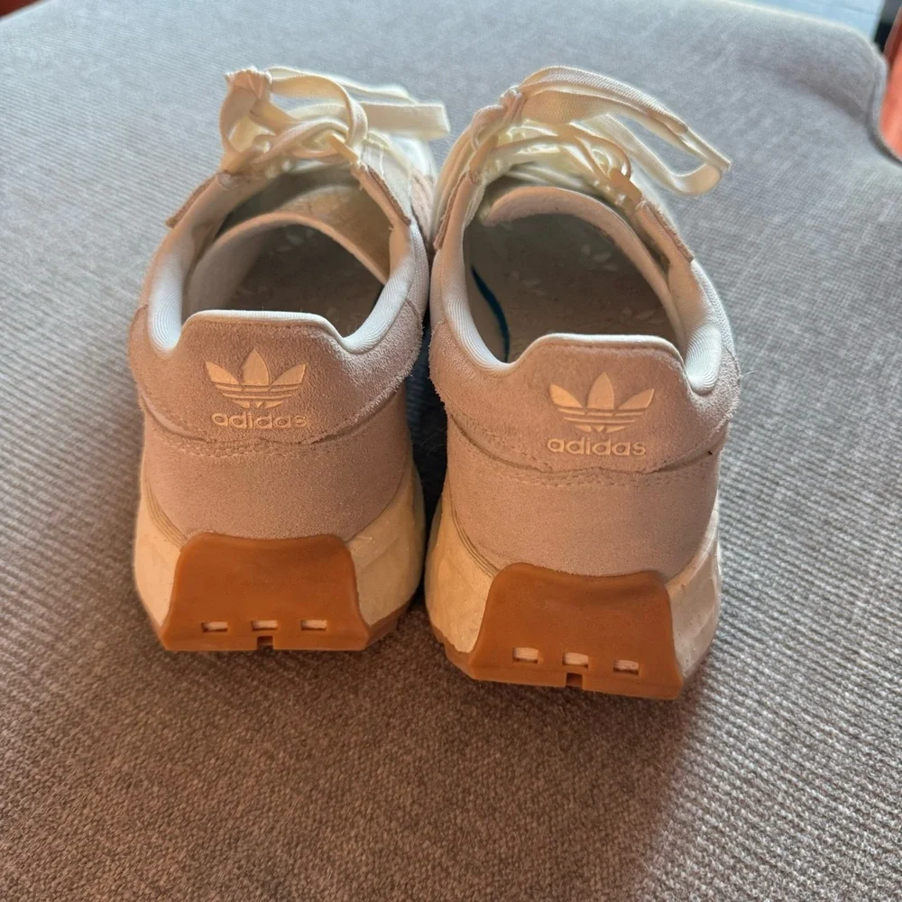 Adidas Retropy E5 Running Shoes - Picture 8 of 11